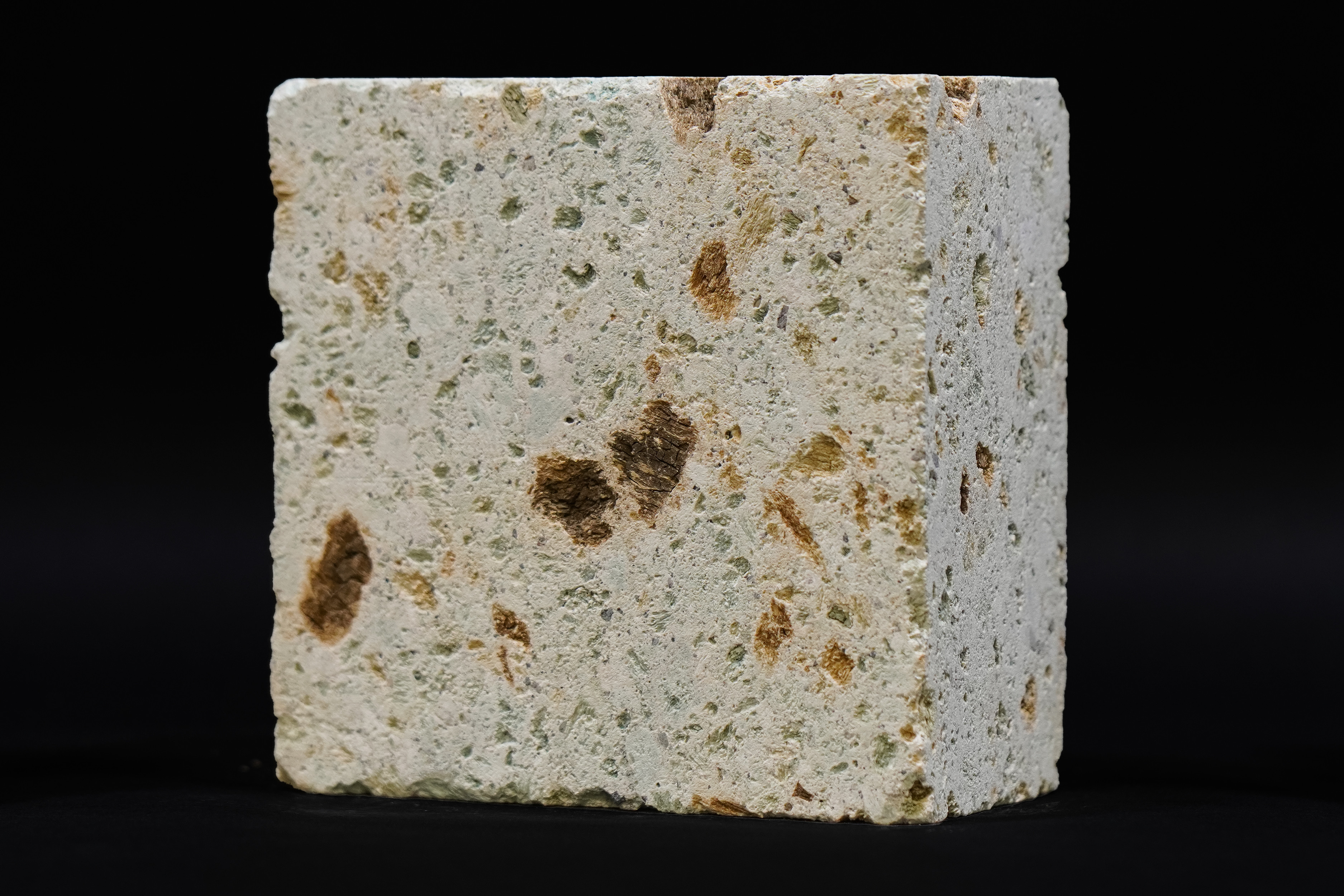 地域産業・文化による大谷石の分類と質感的特徴に関する研究のイメージ画像